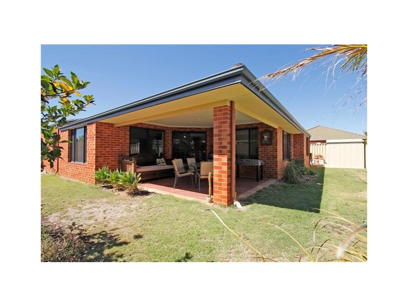 61 Coulthard Crescent, Canning Vale WA 6155