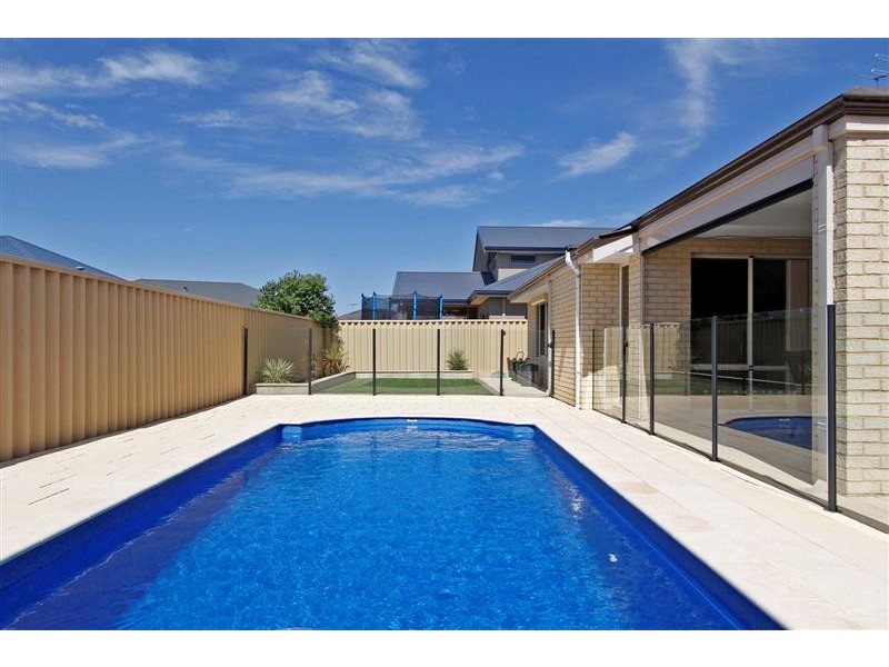 28 Stortford Road, Southern River WA 6110