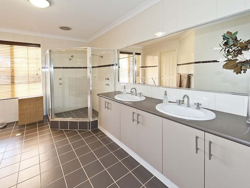 61 Cavanagh Close, Cardup WA 6122