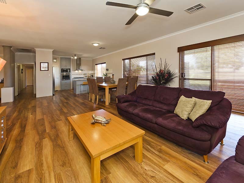 61 Cavanagh Close, Cardup WA 6122