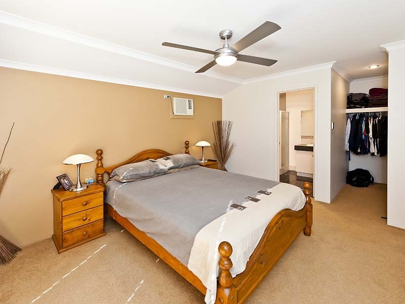 10 Songlark Place, Huntingdale WA 6110