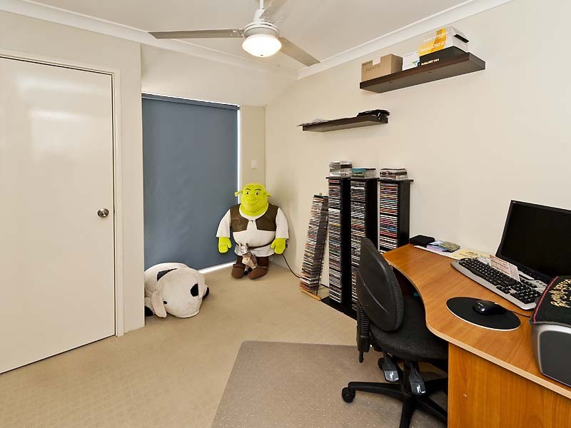 10 Songlark Place, Huntingdale WA 6110