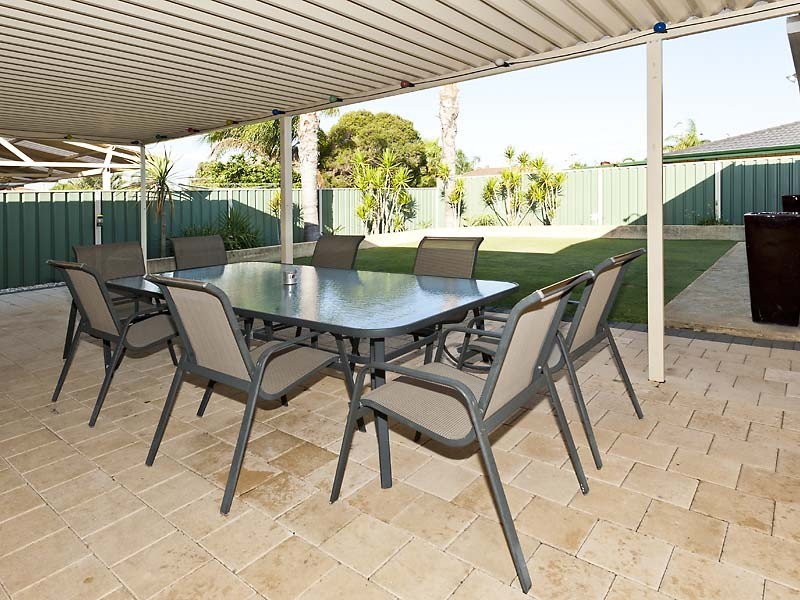 10 Songlark Place, Huntingdale WA 6110