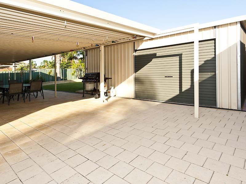 10 Songlark Place, Huntingdale WA 6110