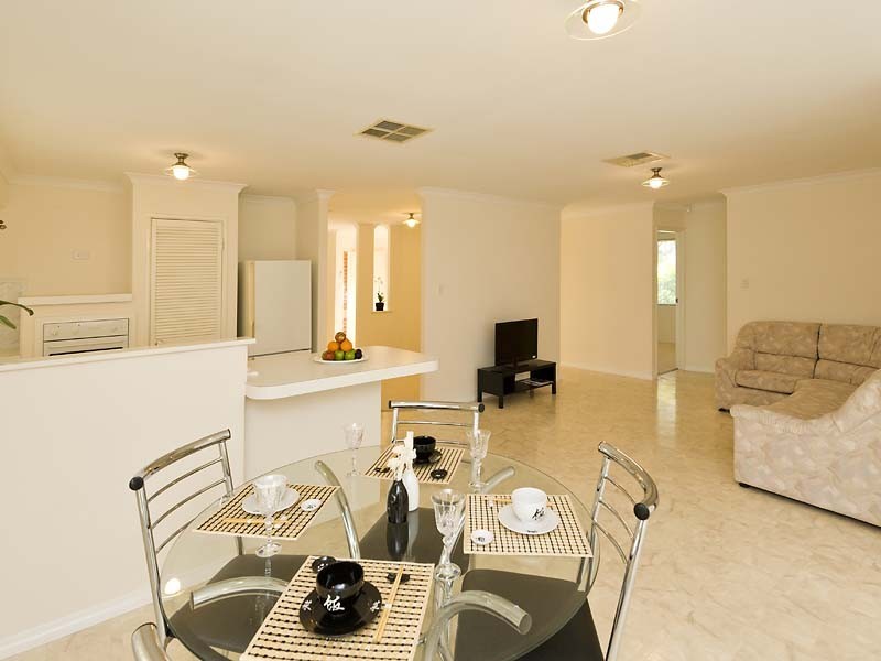 5 Bushlark Rise, Canning Vale WA 6155