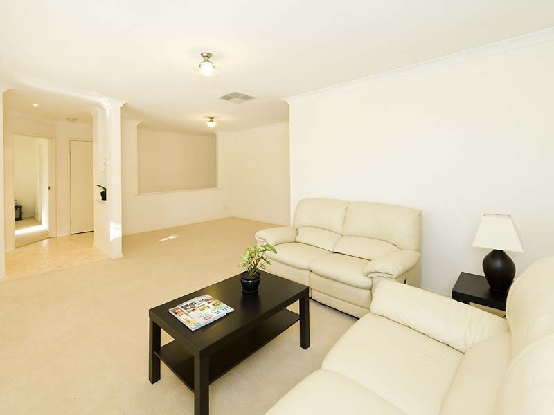 5 Bushlark Rise, Canning Vale WA 6155