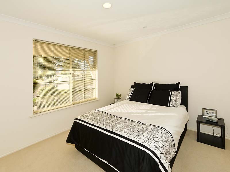 5 Bushlark Rise, Canning Vale WA 6155