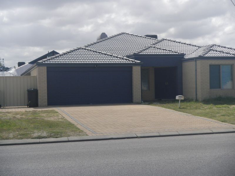 242 Amherst Road, Canning Vale WA 6155