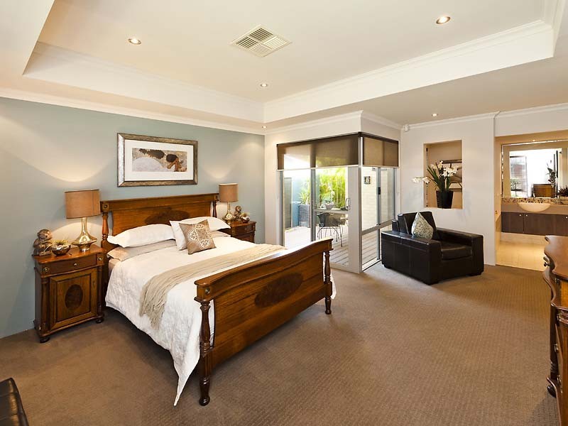 16 Edgehill Walk, Piara Waters WA 6112