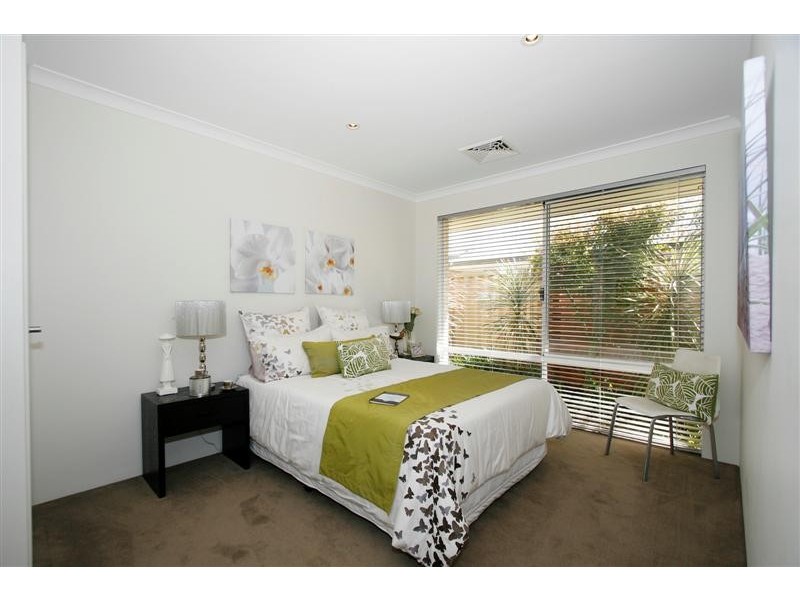 30 Aldenham Drive, Southern River WA 6110