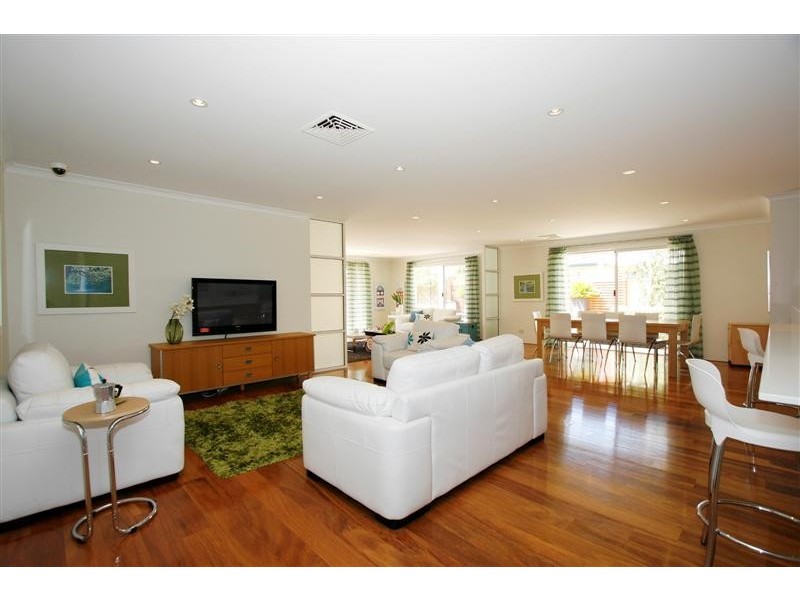 30 Aldenham Drive, Southern River WA 6110