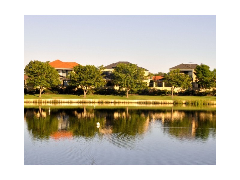 9 Queensgate Drive, Canning Vale WA 6155