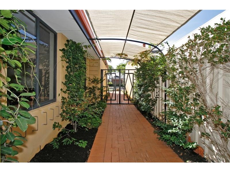 85 Sandringham Promenade, Canning Vale WA 6155