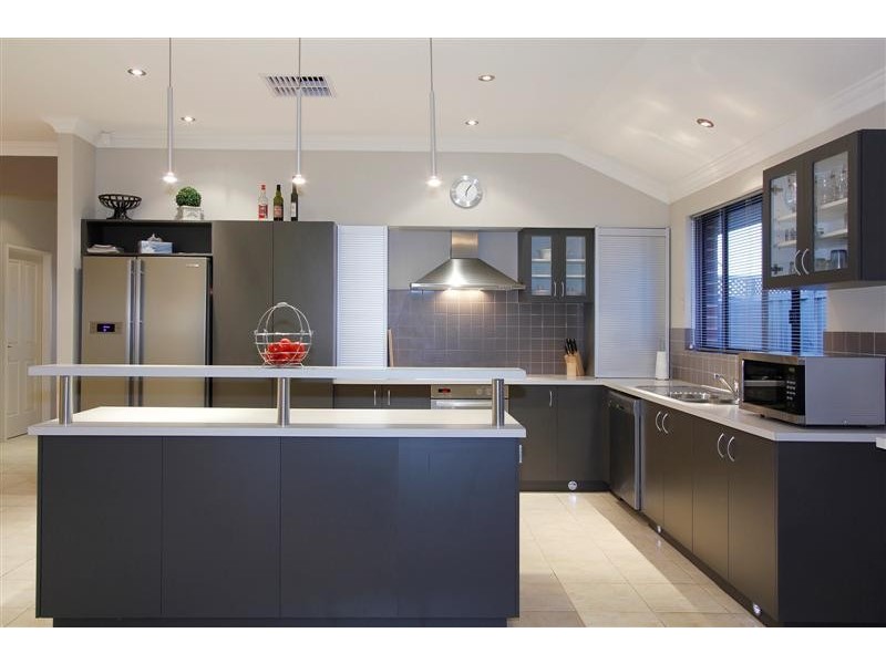 206 Harpenden Street, Southern River WA 6110