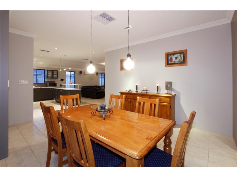 206 Harpenden Street, Southern River WA 6110