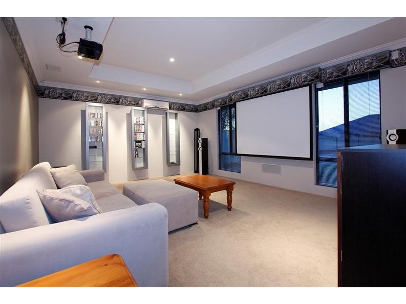 206 Harpenden Street, Southern River WA 6110