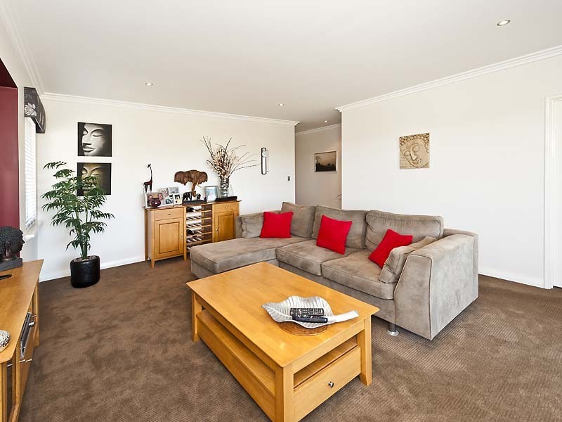 8 Crested Turn, Harrisdale WA 6112