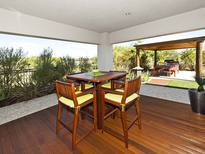 8 Crested Turn, Harrisdale WA 6112