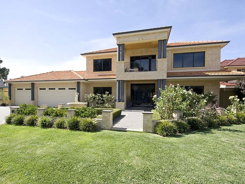 6 Corsham Gardens, Canning Vale WA 6155