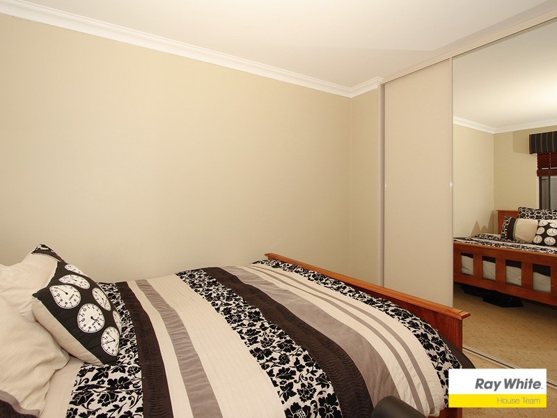 16 Mildura Way, Harrisdale WA 6112