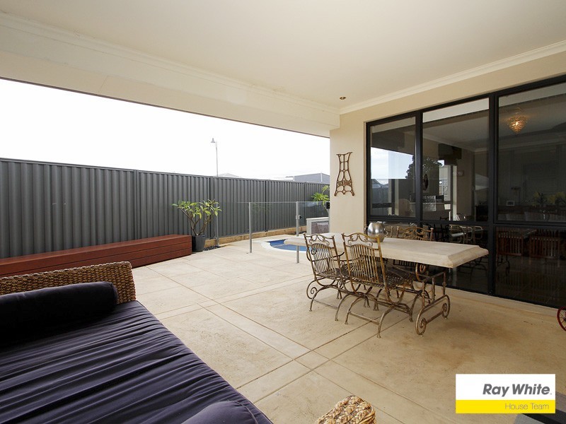 16 Mildura Way, Harrisdale WA 6112