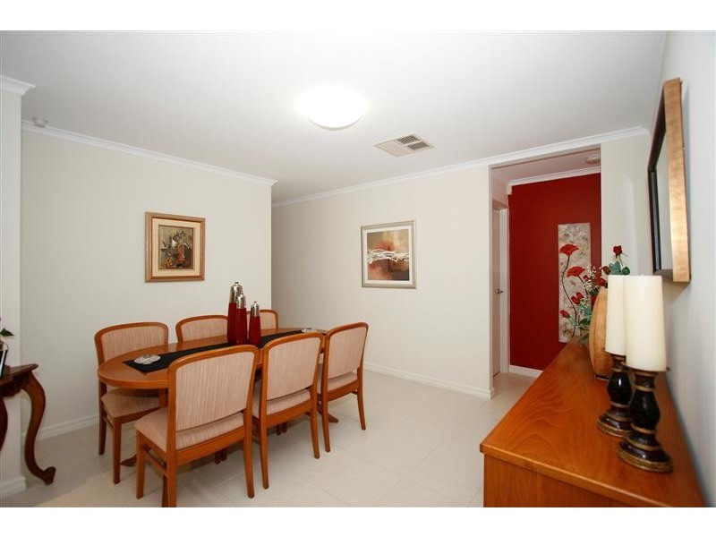 13 Carlton Loop, Canning Vale WA 6155