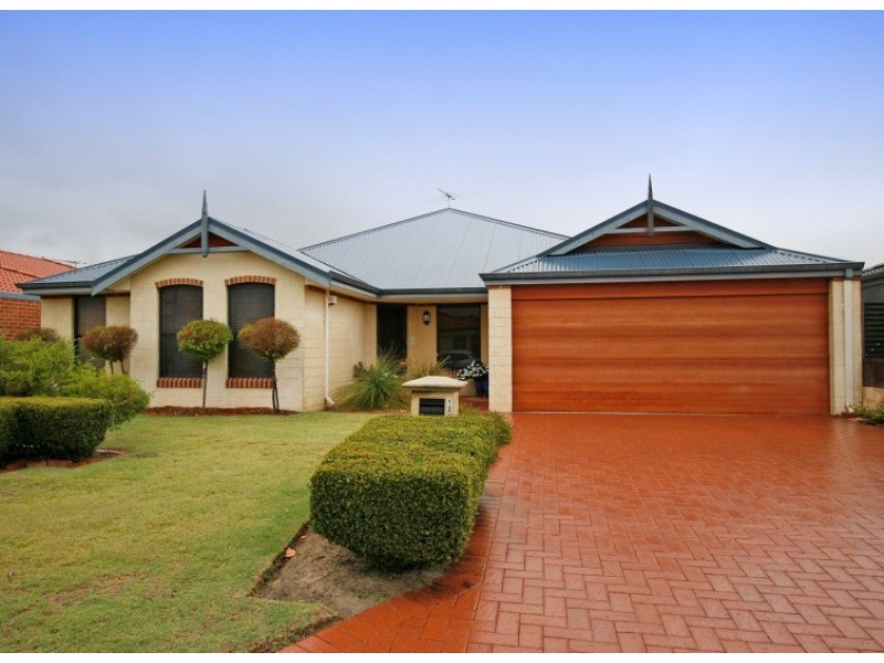 12 Montezuma Loop, Canning Vale WA 6155