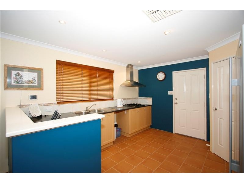 12 Montezuma Loop, Canning Vale WA 6155