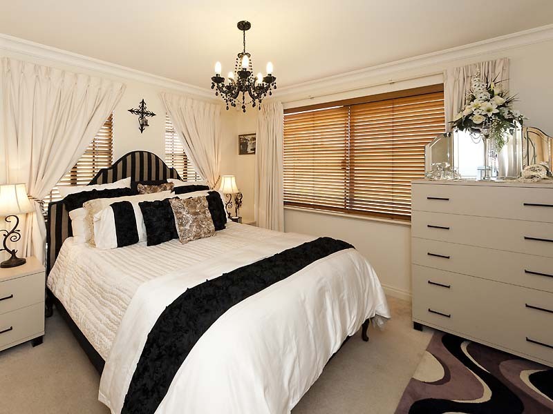 22 Greenland Boulevard, Canning Vale WA 6155