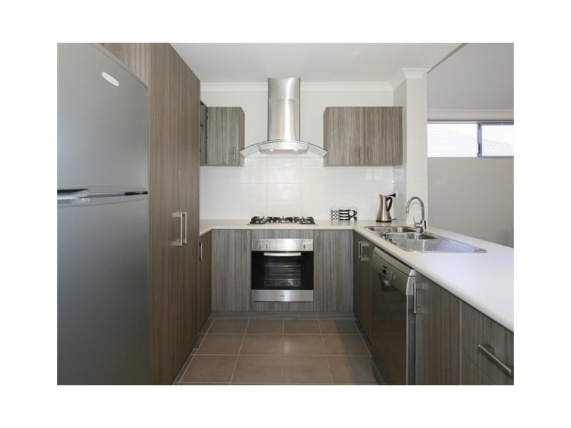 19B Baystone Parade, Harrisdale WA 6112