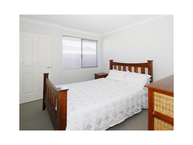 19B Baystone Parade, Harrisdale WA 6112