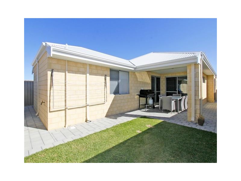 19B Baystone Parade, Harrisdale WA 6112