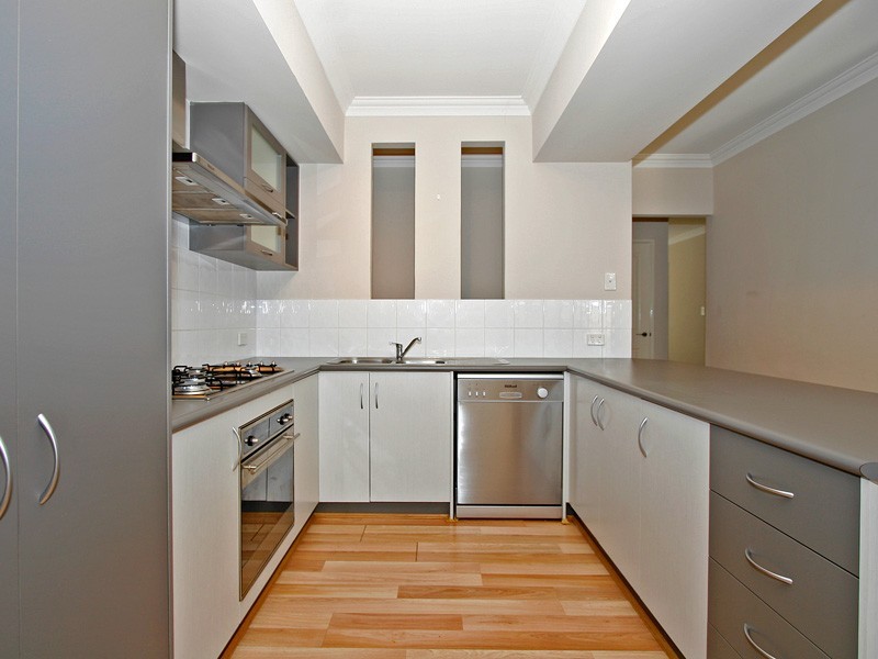 3/16 Dollarbird Road, Southern River WA 6110