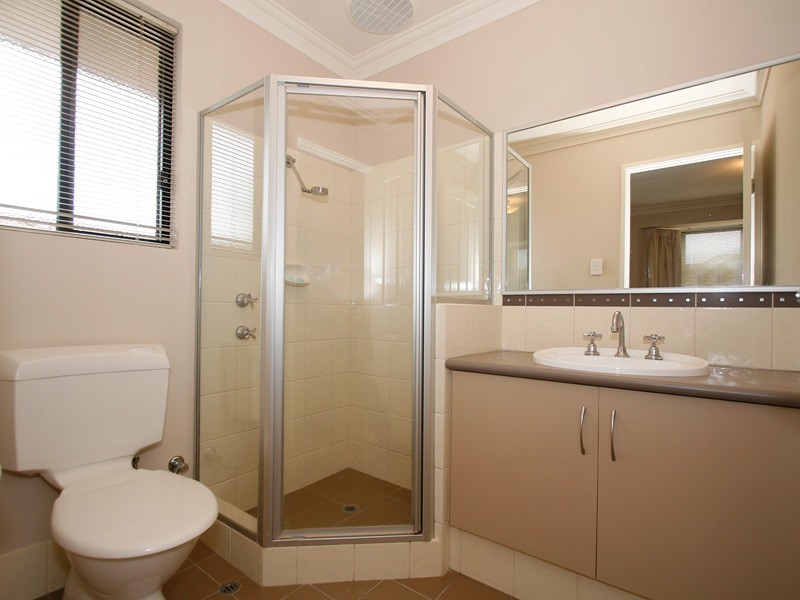 3/16 Dollarbird Road, Southern River WA 6110