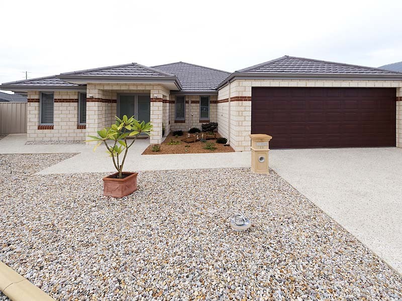 15 O’Connor Loop, Canning Vale WA 6155
