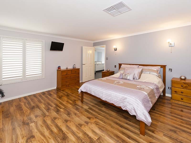 15 O’Connor Loop, Canning Vale WA 6155