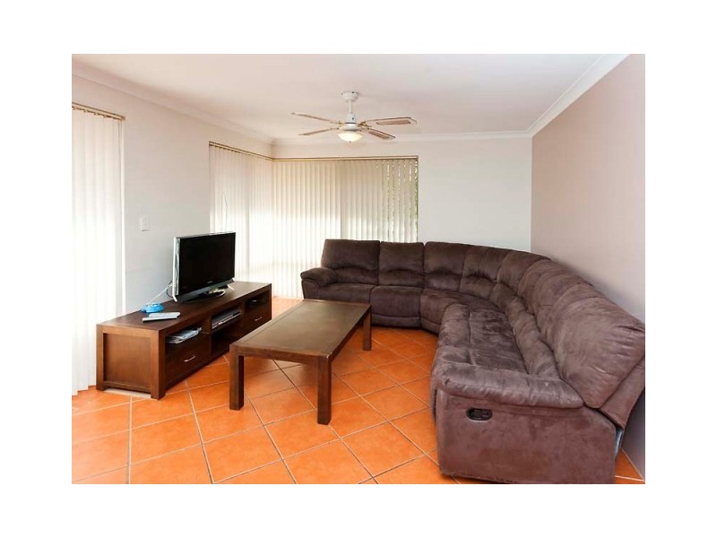 4 Triefus Lane, Canning Vale WA 6155