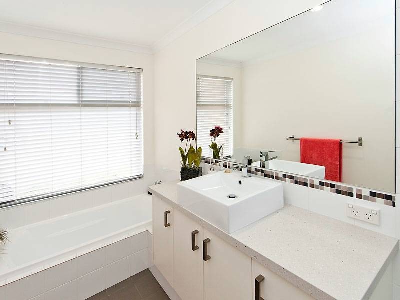 35 Dorchester Turn, Canning Vale WA 6155