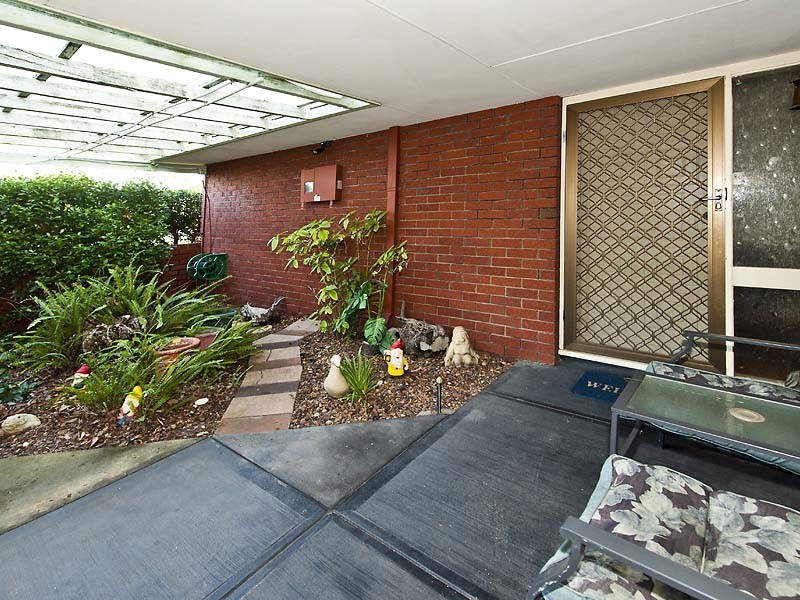 27 Rosemary Court, Huntingdale WA 6110