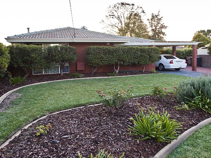27 Rosemary Court, Huntingdale WA 6110