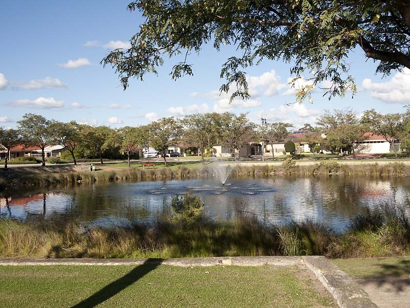 10 Lacombe Court, Canning Vale WA 6155