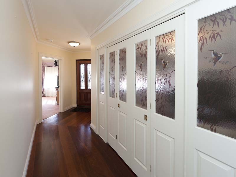 10 Lacombe Court, Canning Vale WA 6155