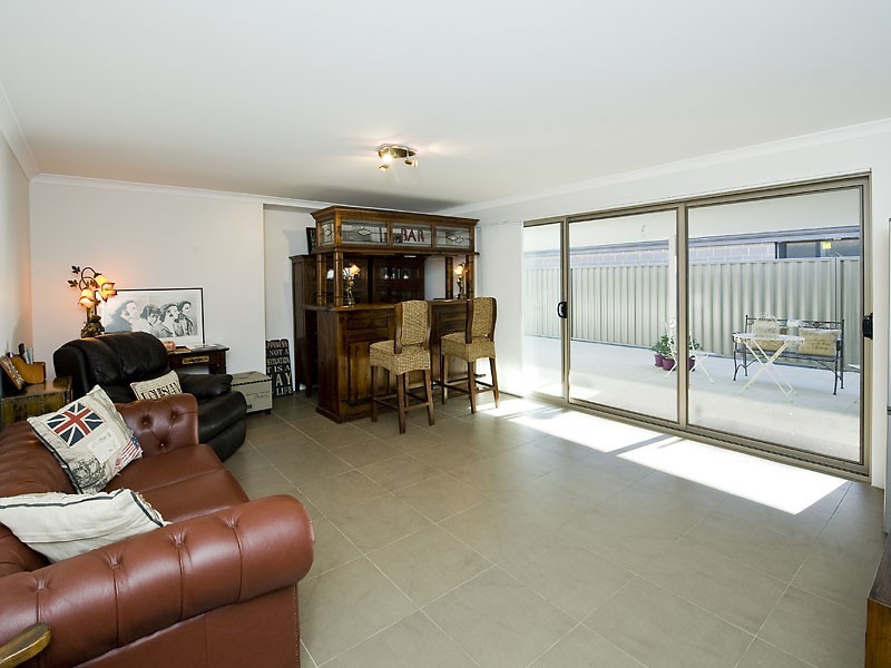 345 Wright Road, Piara Waters WA 6112