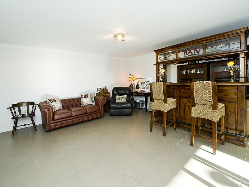 345 Wright Road, Piara Waters WA 6112