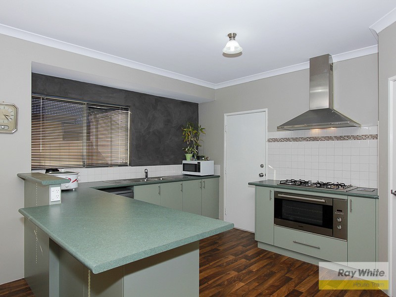 19 Blarney Place, Canning Vale WA 6155