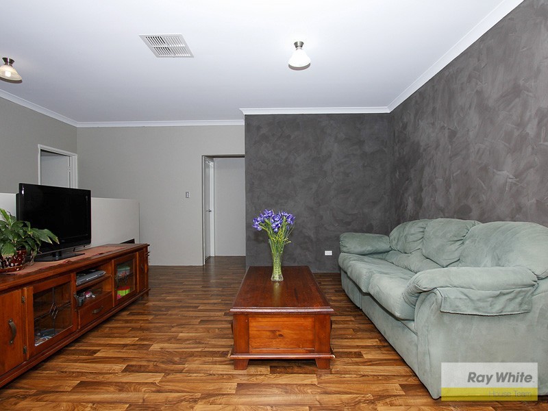 19 Blarney Place, Canning Vale WA 6155