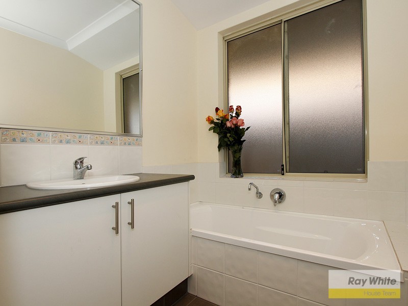 19 Blarney Place, Canning Vale WA 6155