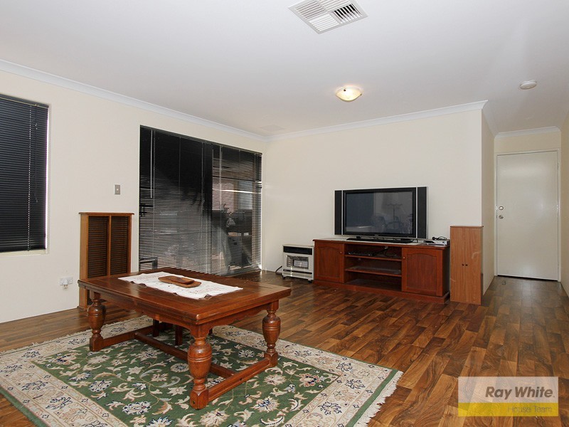 19 Blarney Place, Canning Vale WA 6155