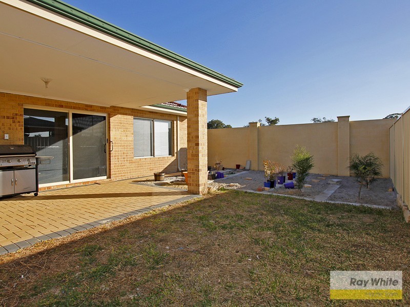 19 Blarney Place, Canning Vale WA 6155
