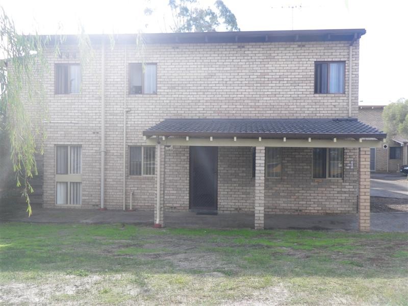 Unit 1, 16 Amery Street, Como WA 6152